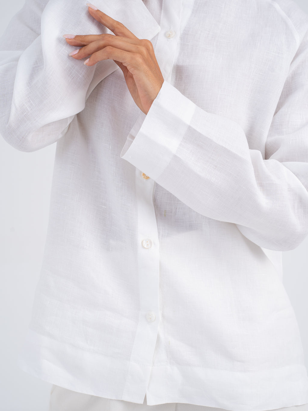 Elara Mandarin Linen Shirt in Pure Linen