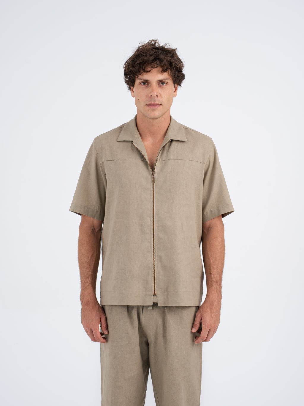 Nox Zip-up Linen Shirt