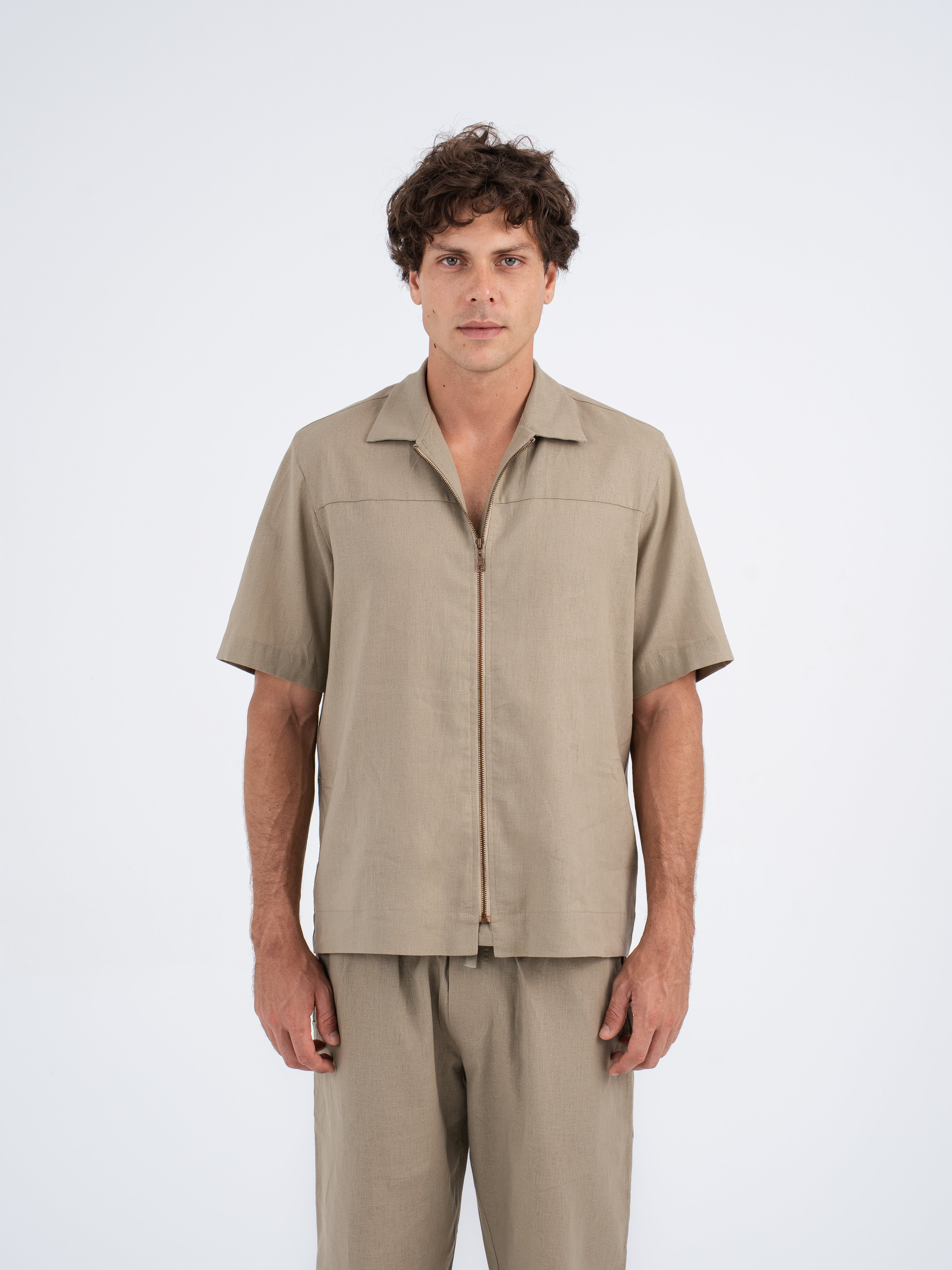 Nox Zip-up Linen Shirt