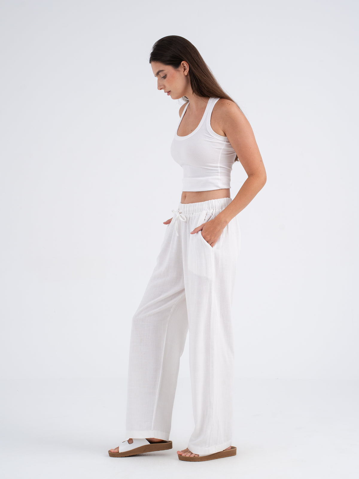 Valoria Straight Linen Pants
